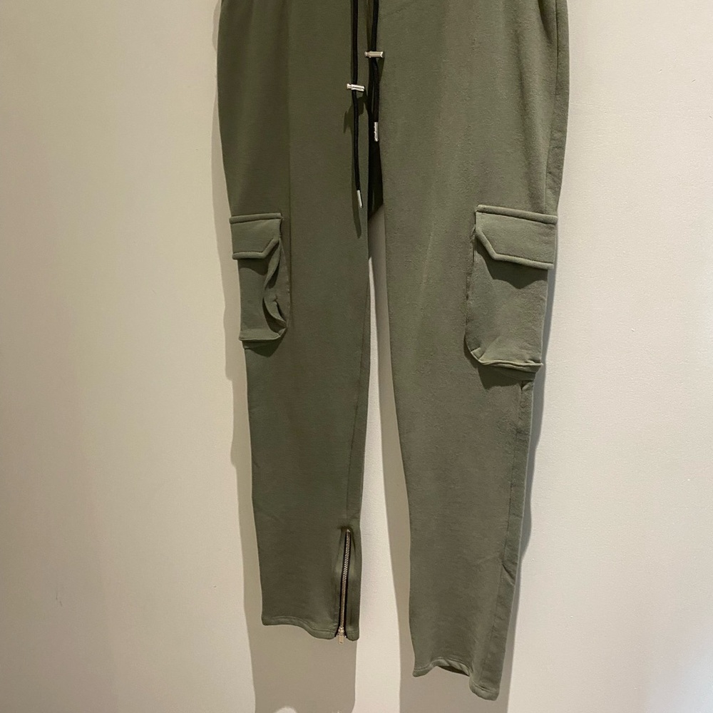 Sweet Pants with Elastic Waistband and Tapered Fit